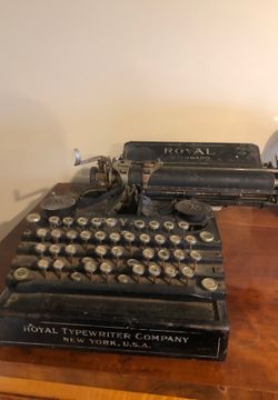 Antique royal typewriter