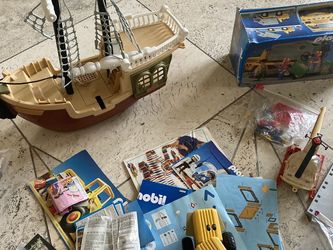 Awesome vintage collection lot Playmobil action figures accessories toys vehicles figure circa 90s