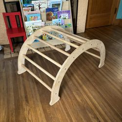 Montessori Climbing Arch
