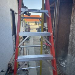 8ft  Lean A Frame Ladder 