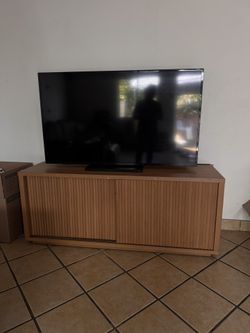 Fluted Tv Stand