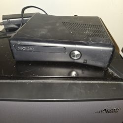 Xbox 360 S Console Bundle