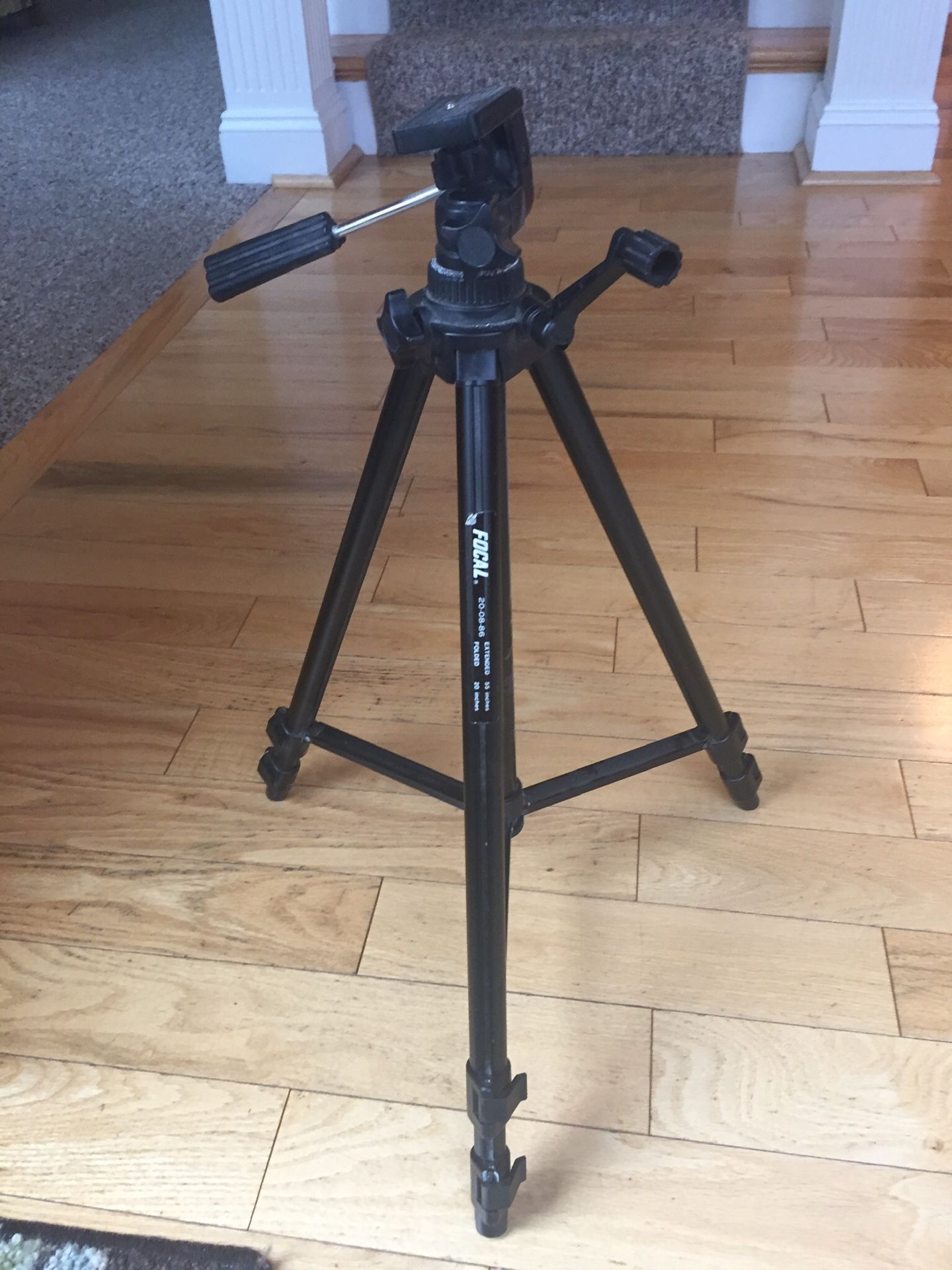 Focal 55 in tripod