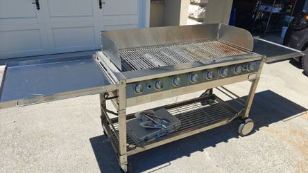 Very large party sized propane BBQ