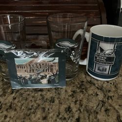 Philadelphia Eagles Souvenir Sets