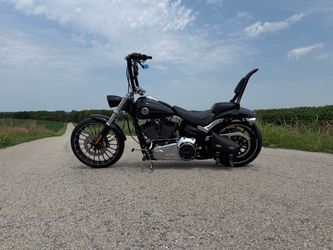 2014 Harley Davidson breakout
