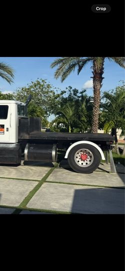 Bed truck