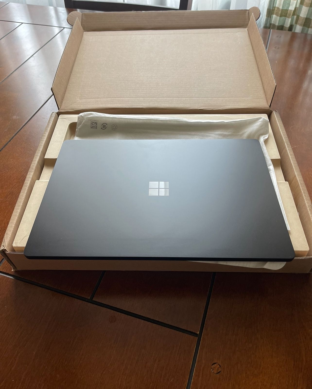 New microsoft surface laptop 5 15' touch screen