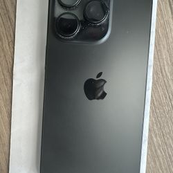 iPhone 16 pro  Unlocked