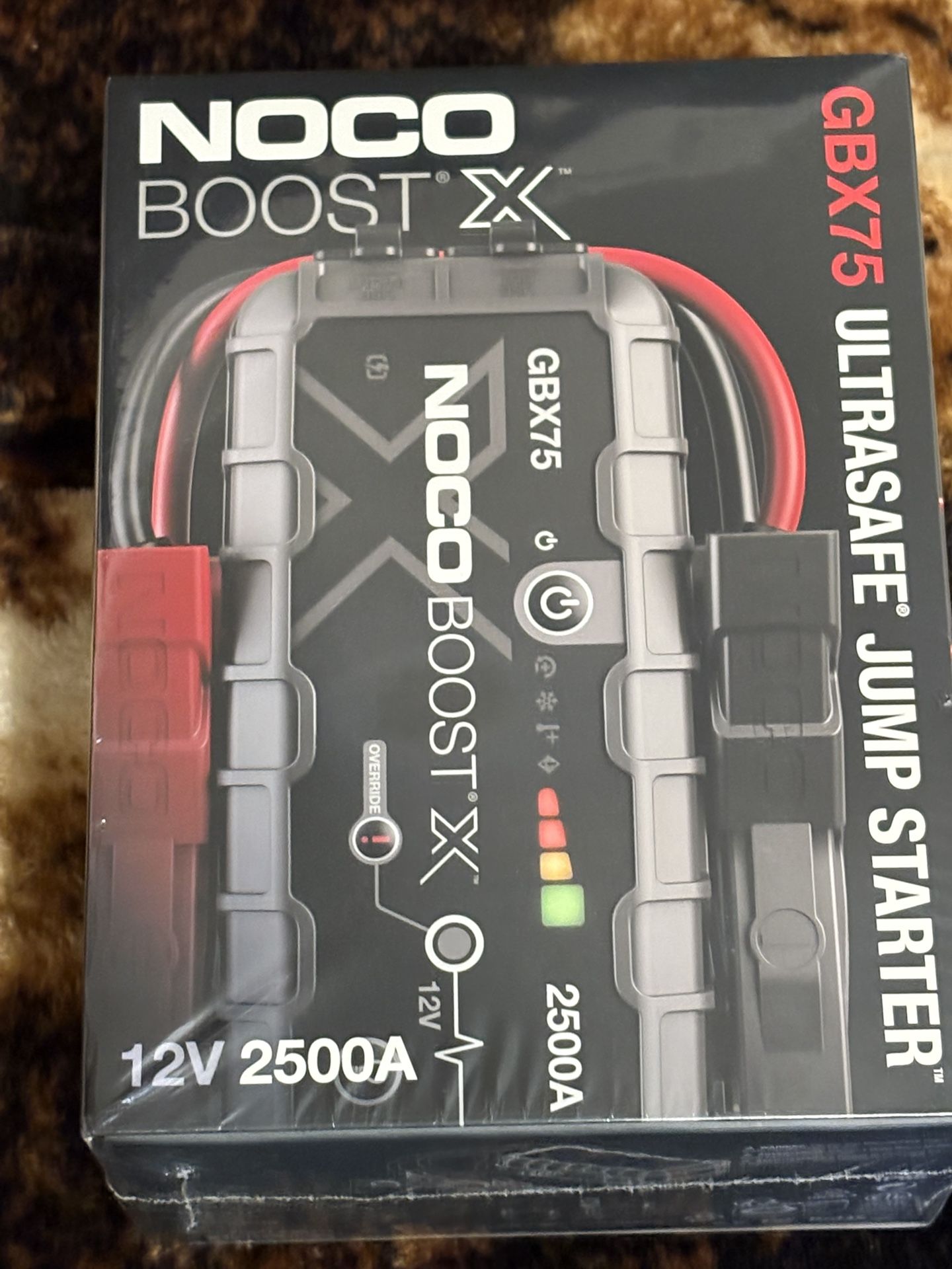 Noco boost x gbx75 2500a ( Battery Jump Starter )