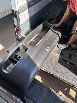 Izuzu Ftr 99-05 Front Bumper