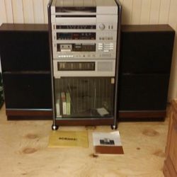 Like New Vintage Stereo System