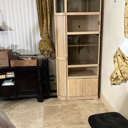 Beige Cori Cabinets Excellent Condition  For Free