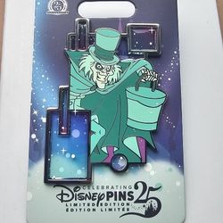 2025 Disney LE 2200 Haunted Mansion Hatbox Ghost Pin New