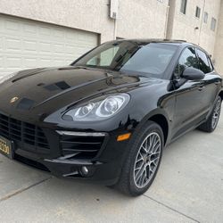 2016 Porsche Macan