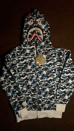 Blue camo bathing ape hoodie size XL