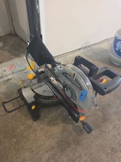 Chicago Electric 12inch Compound Miter Saw