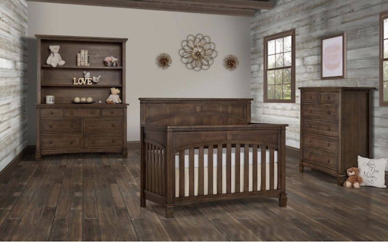 évolur™ Santa Fe in Convertible Crib in Antique Brown