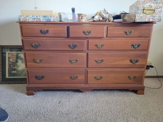 MCM 9 Drawer Dresser - Gorgeous Condition