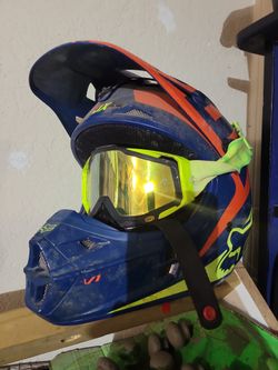 Fox Large Dirt Bike/4 Wheeler Helmet With Pants