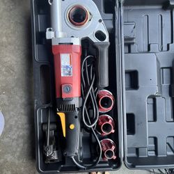 Portable Electric Pipe Threader – Central Machinery – With Dies