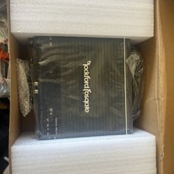 Rockford Fosgate Brand New Amp With 2 12in Subs And Box