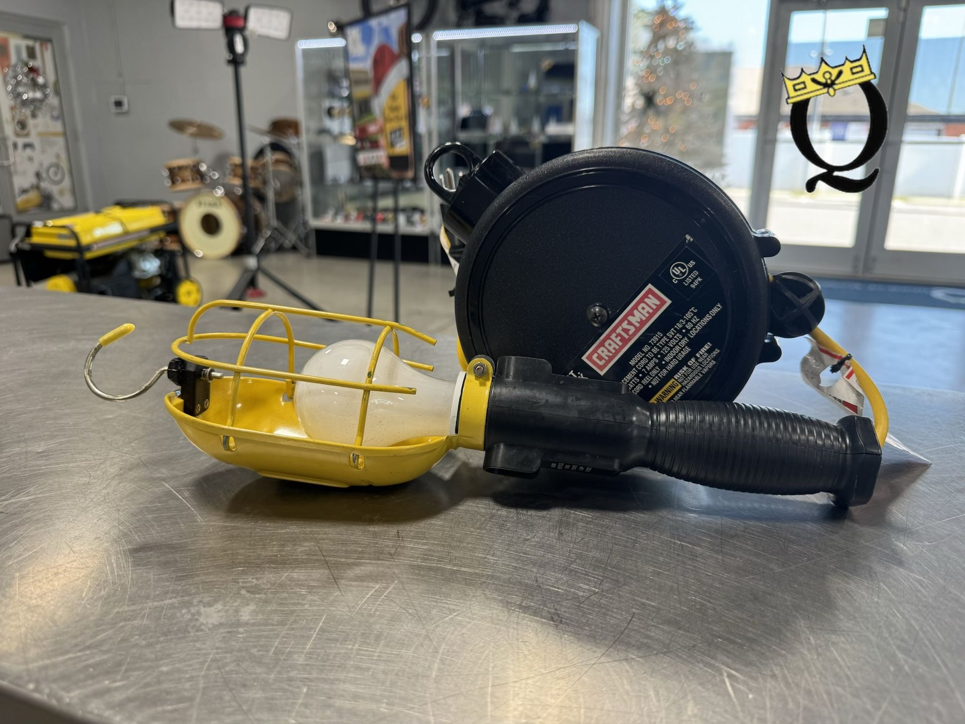 Craftsman Retractable Light. 