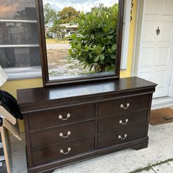 Used Dresser Brown With Mirror