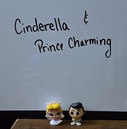 Doorables Cinderella & Prince Charming Wedding Edition