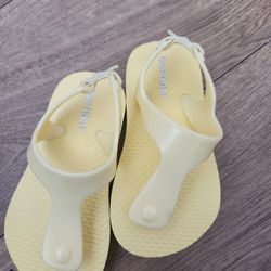 Brand New Old Navy Baby Girl Sandals