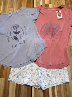(E14) Lucky Brand T-Shirts (M)  and Jack's Girlfriend Shorts (S) Bundle