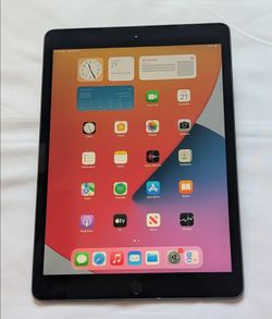 VERY Nice APPLE iPad 7 10.2 inch 32GB WIFI  TABLET