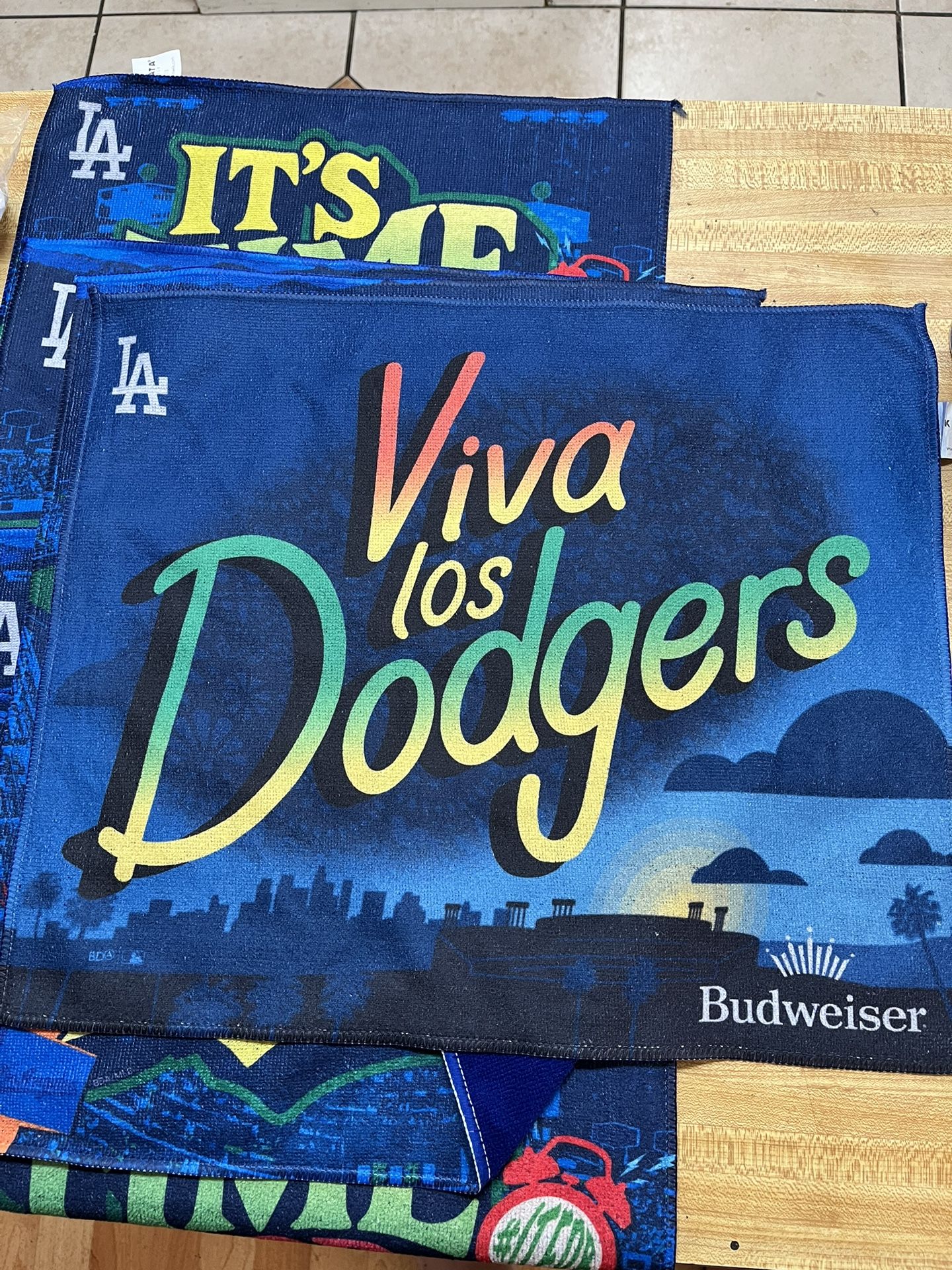 Viva Los Dodgers Rare Towel SGA 9/30