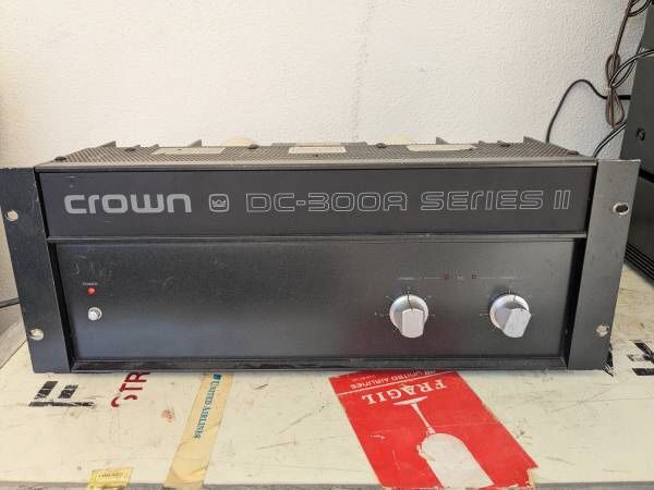 Crown DC-300A Series 2 Amp Amplifier