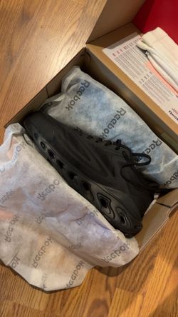 Reebok Sneakers All Black