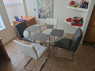Dinning table