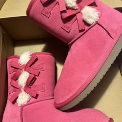 UGG Boots Size 4