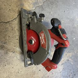 Milwaukee 6 1/2 Circular Saw 