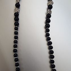 precious choker silver tone an black, 16"inches long
