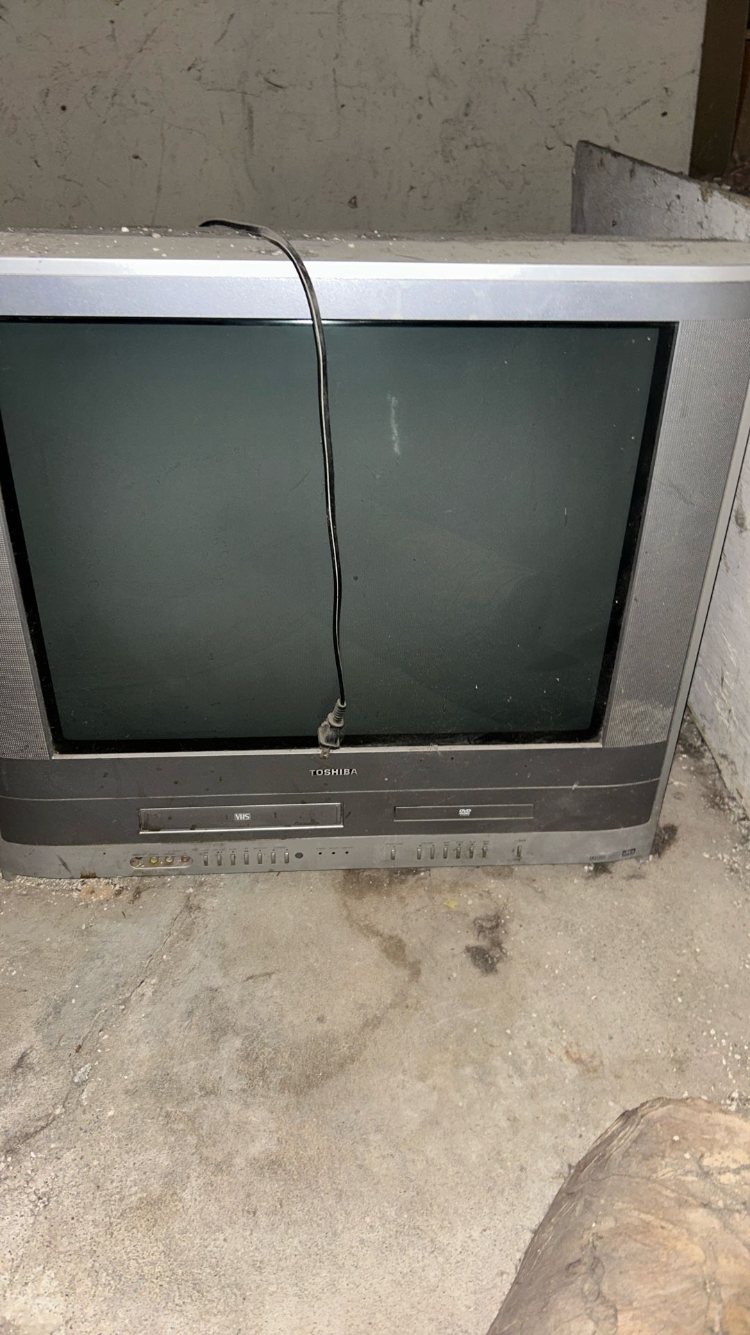 CRT Tvs