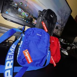 Supreme Shoulder Bags