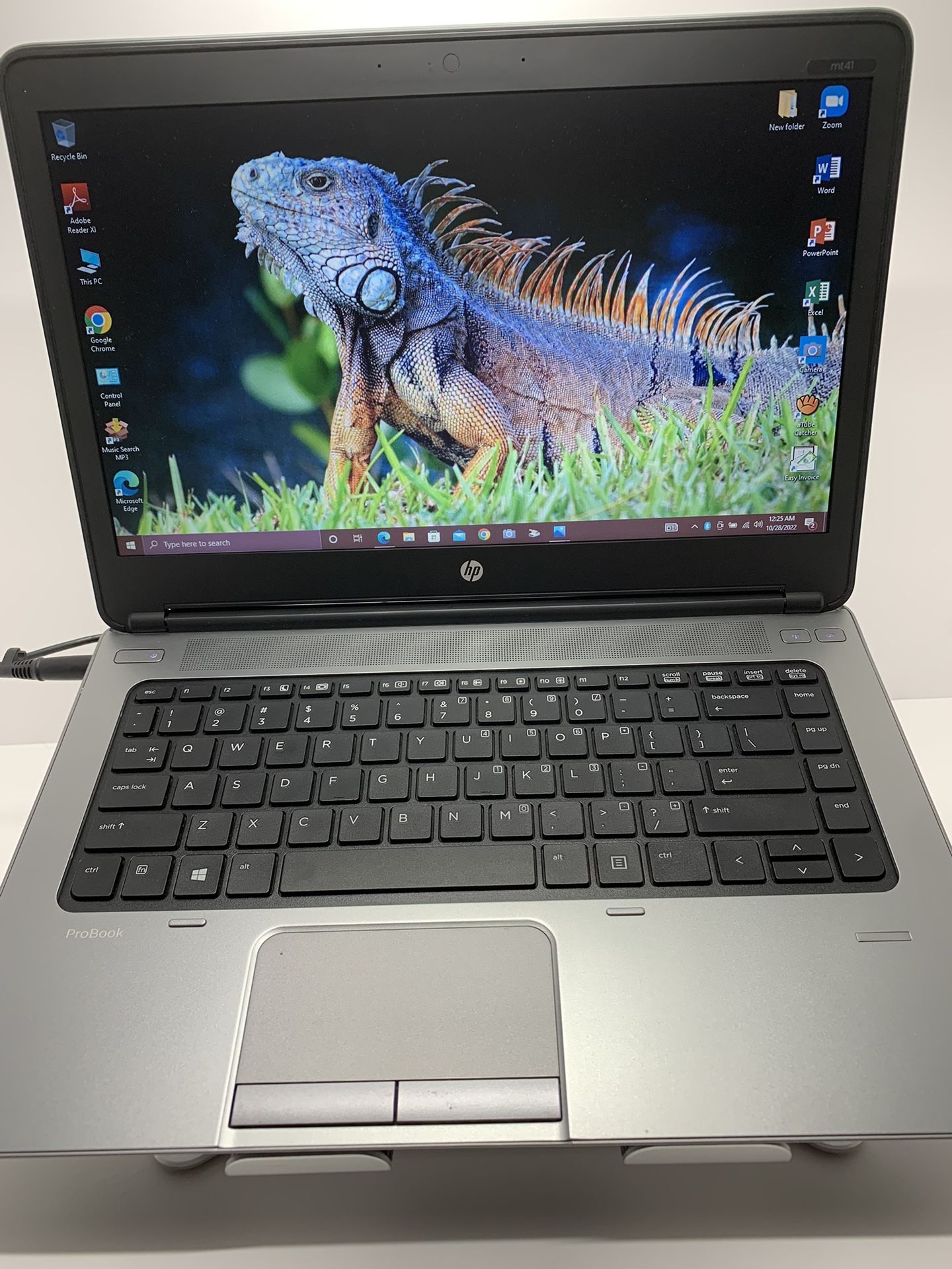HP NOTEBOOK …MT- 41….500 GB …HHD ( Capacity ) ..4.0 RAM . READY FOR CLASSES ON LINE OR WORK FROM HOME