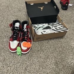 Chicago Off-white Jordan 1’s