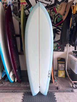 5’7” Eric Christenson aka EC Phantom of de Agua Surfboard complete set up!