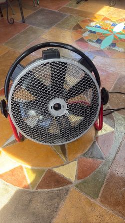 A 20” portable Patton electric fan