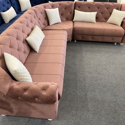 New In The Box 📦 Pink Velvet Living Room Sectional Sleeper- Delivery And Financing Available 