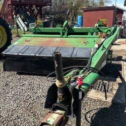 John Deere 915 Mower Conditioner 