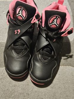 Jordan 8 Blk & Pink Size 6y In Like New Condition, Jordan 1 Mid Blk/pink