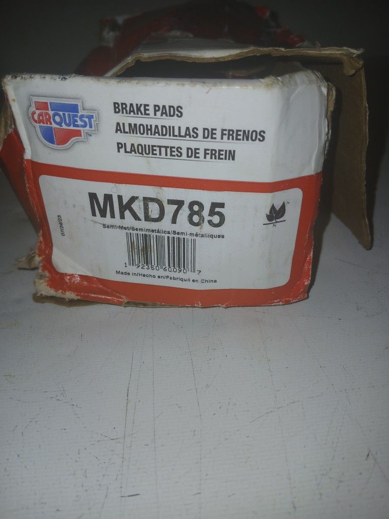 Brake Pads Chevy 1500 99_06