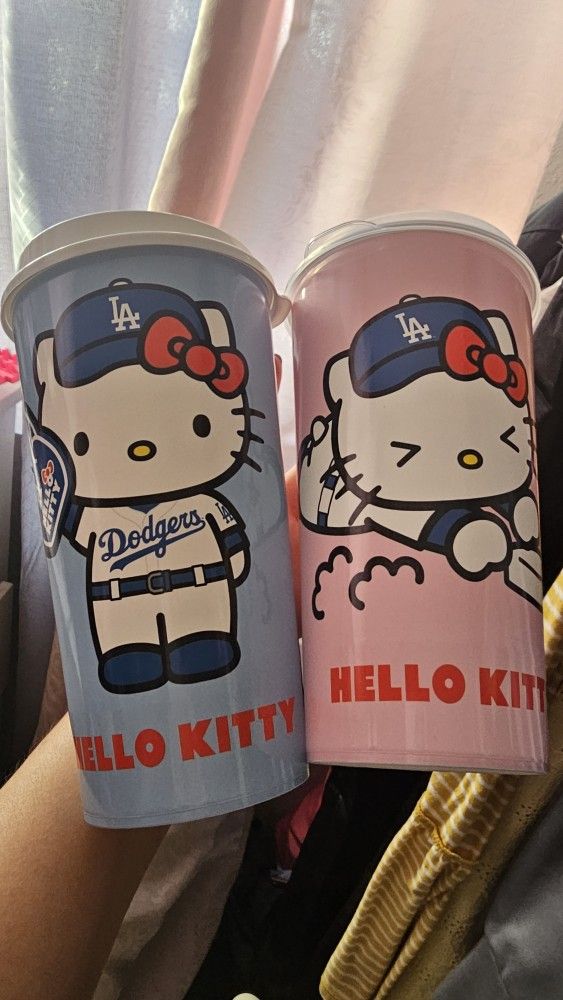 Hello Kitty Cups 